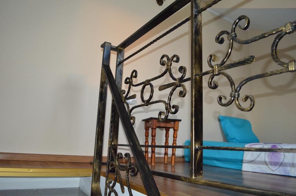 Guest House Nise Tbiliszi Kültér fotó