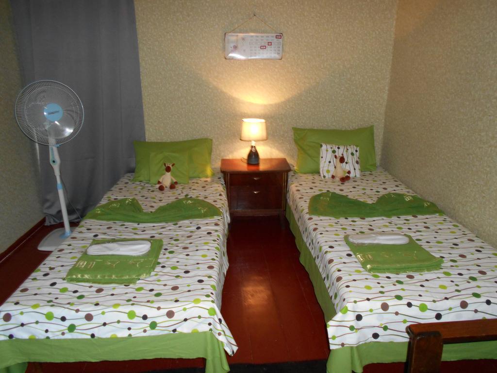 Guest House Nise Tbiliszi Szoba fotó