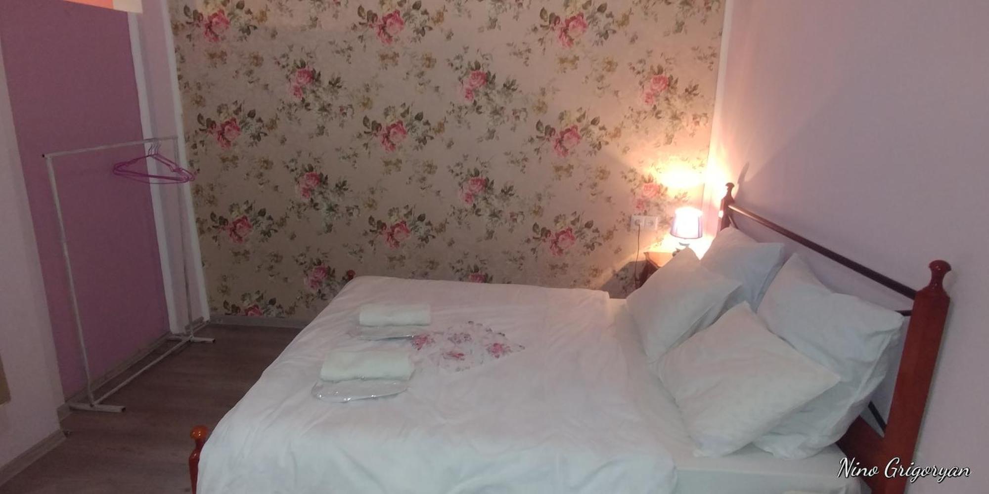 Guest House Nise Tbiliszi Kültér fotó