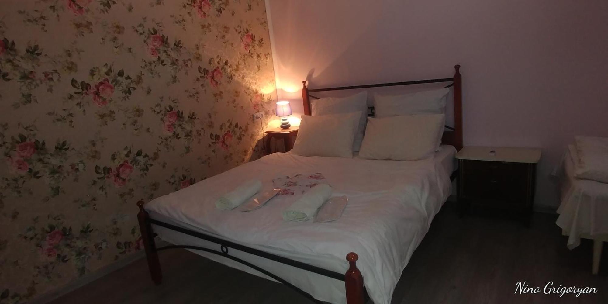 Guest House Nise Tbiliszi Kültér fotó