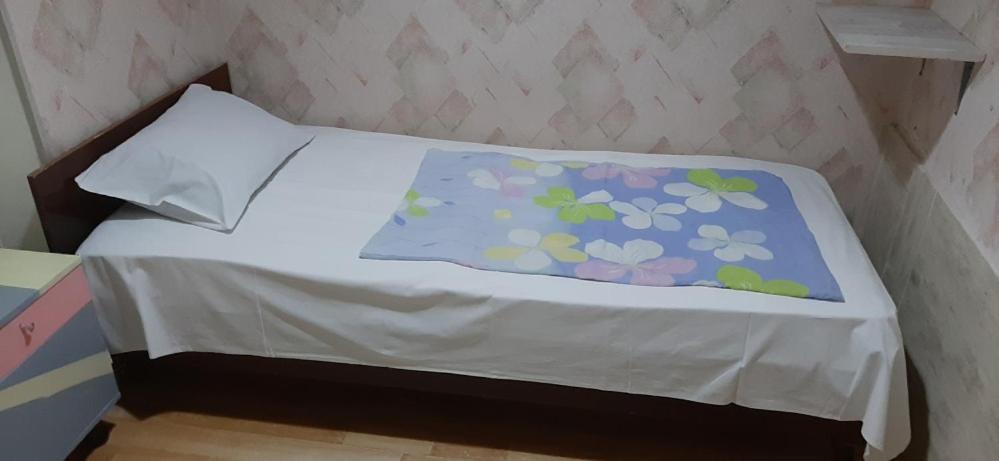 Guest House Nise Tbiliszi Kültér fotó