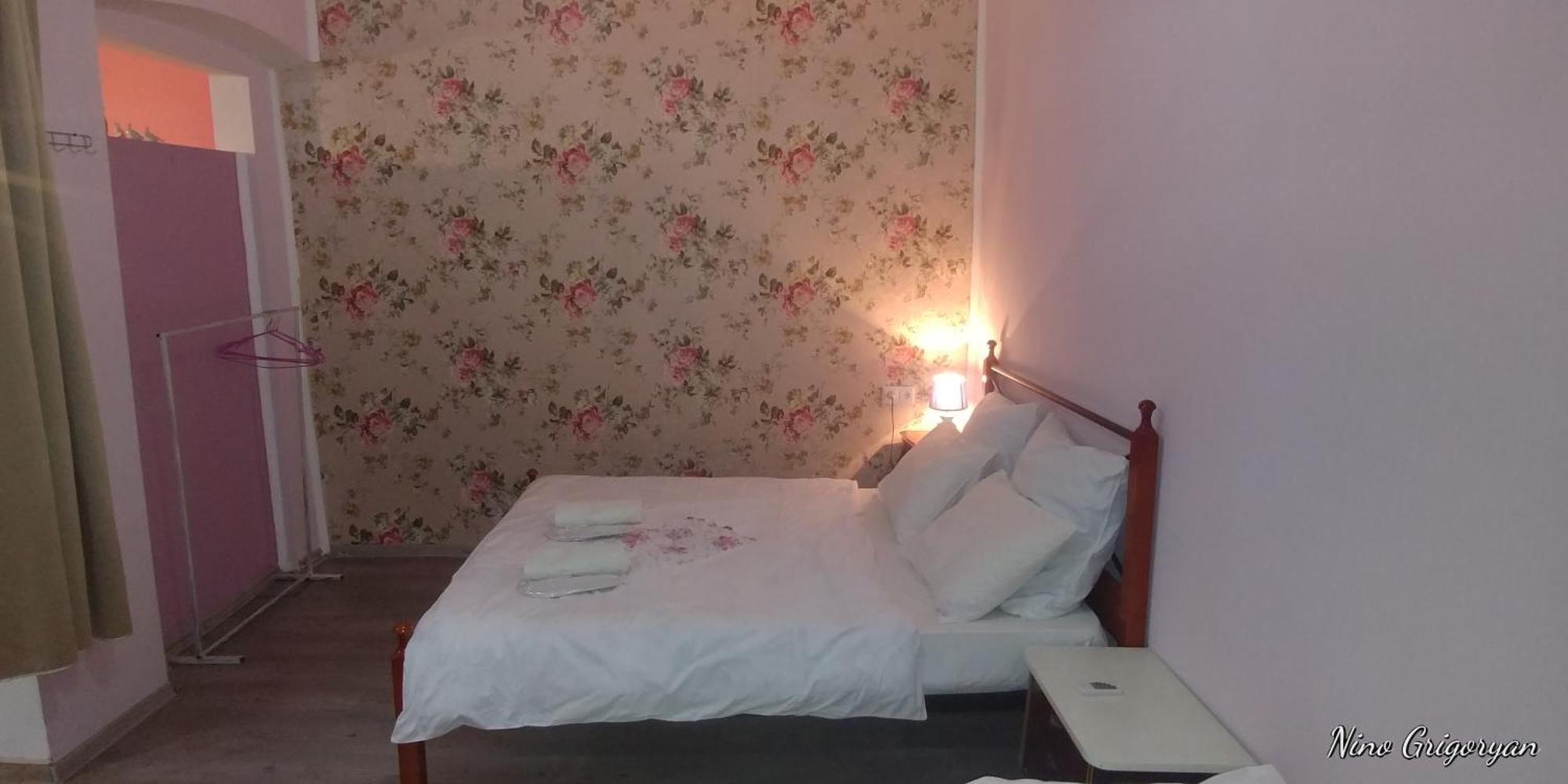 Guest House Nise Tbiliszi Kültér fotó