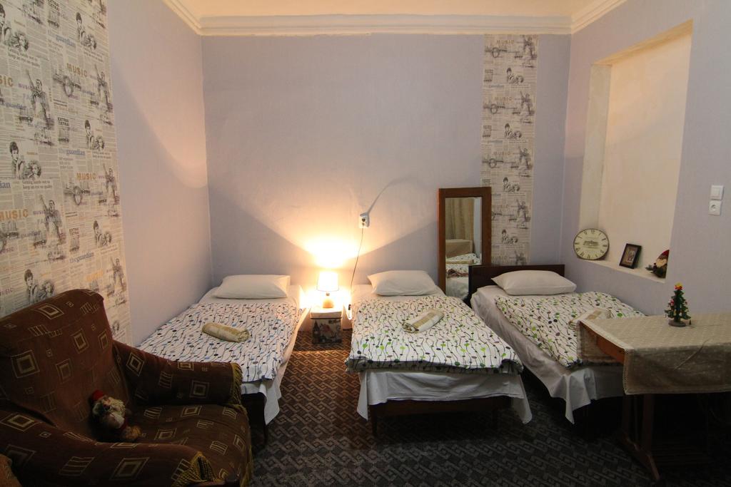 Guest House Nise Tbiliszi Kültér fotó
